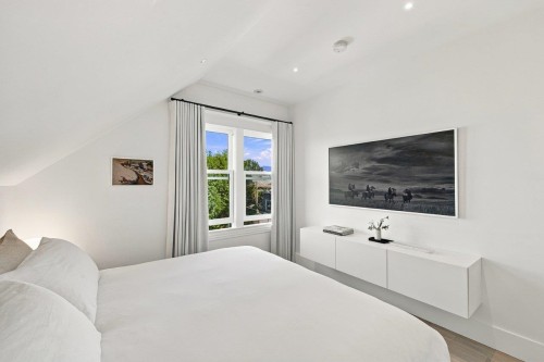 279 18Th Avenue E, Vancouver, BC 
