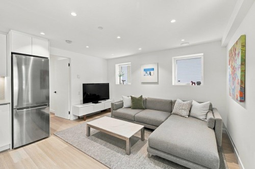 279 18Th Avenue E, Vancouver, BC 