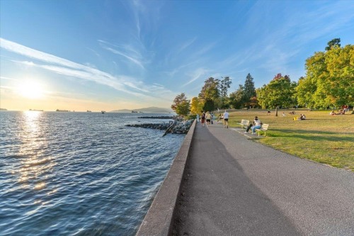 1601-1995 Beach Avenue, Vancouver, BC 