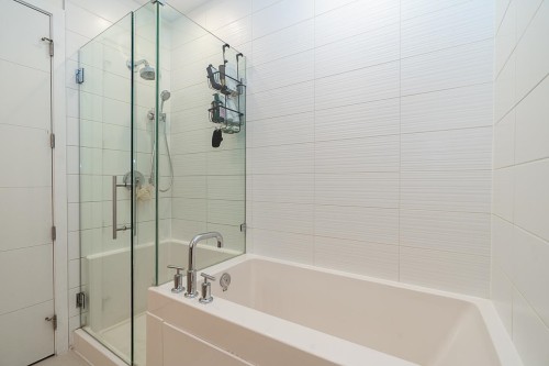 208-262 Salter Street, New Westminster, BC 