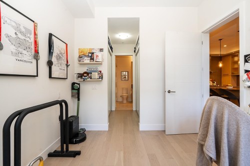 208-262 Salter Street, New Westminster, BC 
