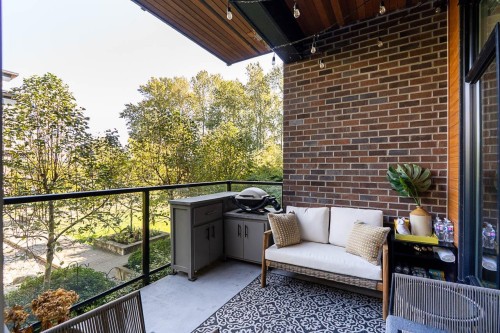 208-262 Salter Street, New Westminster, BC 