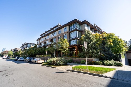 208-262 Salter Street, New Westminster, BC 