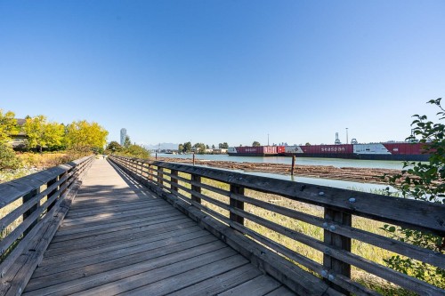 208-262 Salter Street, New Westminster, BC 