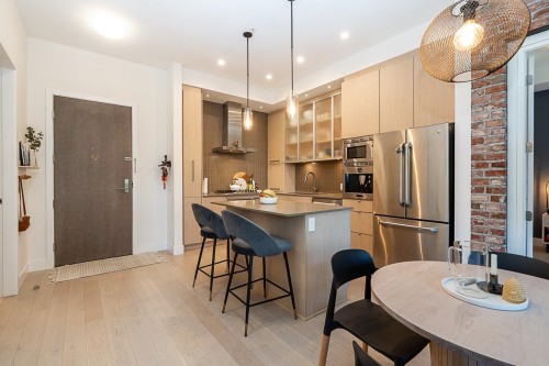 208-262 Salter Street, New Westminster, BC 