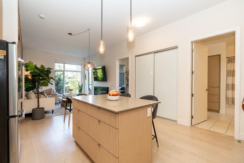 208-262 Salter Street, New Westminster, BC 
