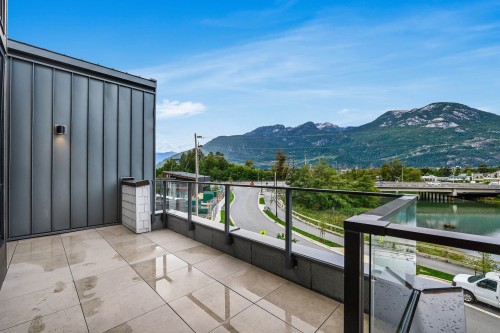 204-1502 Scott Crescent, Squamish, BC 