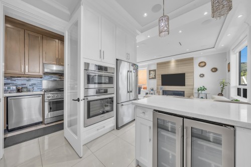 768 58Th Avenue E, Vancouver, BC 