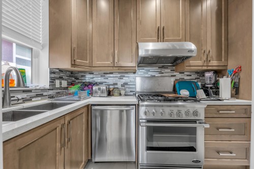 768 58Th Avenue E, Vancouver, BC 