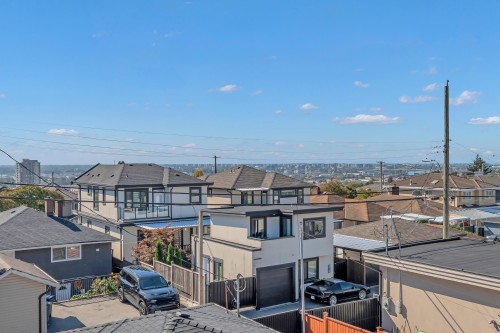 768 58Th Avenue E, Vancouver, BC 