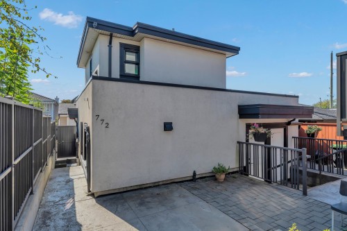 768 58Th Avenue E, Vancouver, BC 