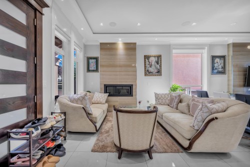 768 58Th Avenue E, Vancouver, BC 