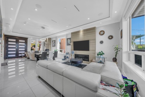 768 58Th Avenue E, Vancouver, BC 