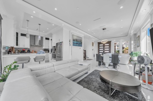 768 58Th Avenue E, Vancouver, BC 