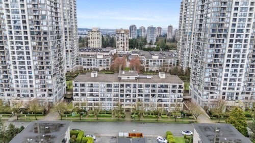 609-7138 Collier Street, Burnaby, BC 