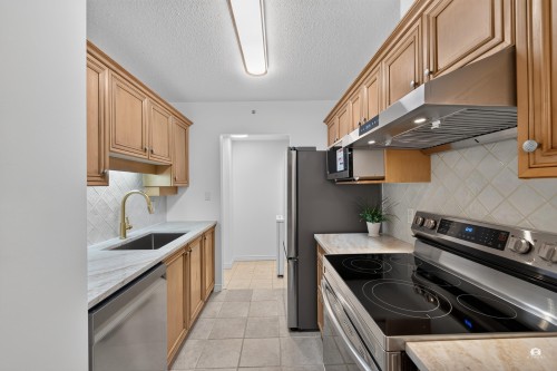202-5639 Hampton Place, Vancouver, BC 