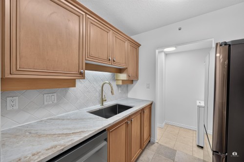 202-5639 Hampton Place, Vancouver, BC 