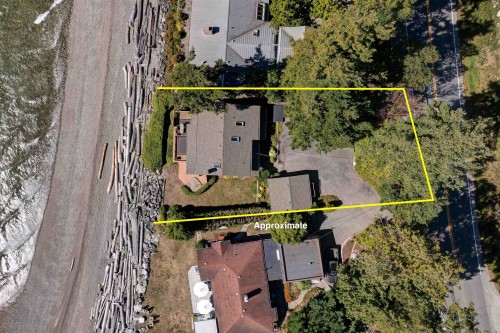 6577 Sunshine Coast Highway, Sechelt, BC 