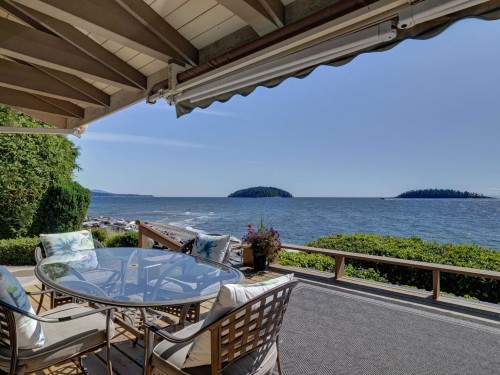 6577 Sunshine Coast Highway, Sechelt, BC 