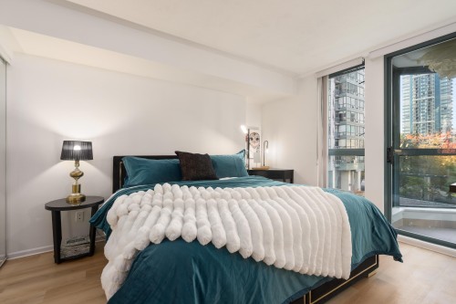 807-1238 Melville Street, Vancouver, BC 