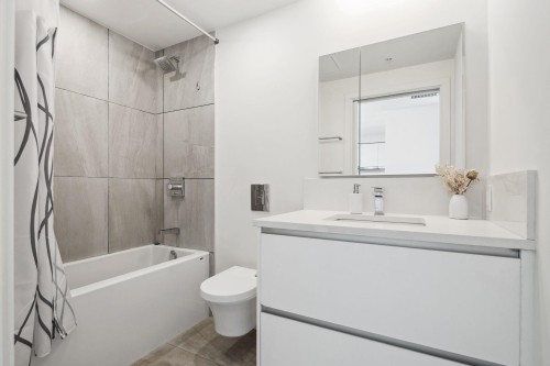 611-180 2Nd Avenue E, Vancouver, BC 