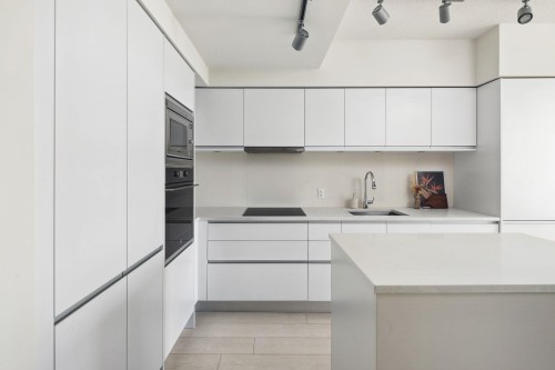 611-180 2Nd Avenue E, Vancouver, BC 