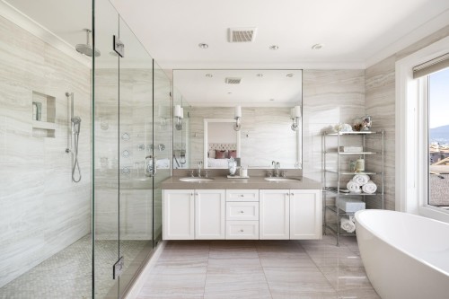 2865 Trinity Street, Vancouver, BC 