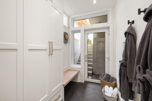 2865 Trinity Street, Vancouver, BC 