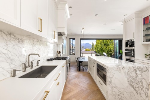 2865 Trinity Street, Vancouver, BC 