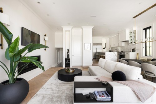 2865 Trinity Street, Vancouver, BC 