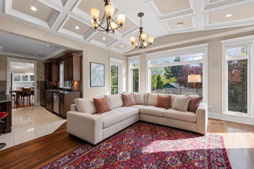 2360 Jefferson Avenue, West Vancouver, BC 