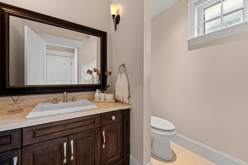 2360 Jefferson Avenue, West Vancouver, BC 