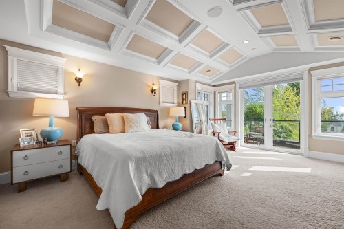 2360 Jefferson Avenue, West Vancouver, BC 