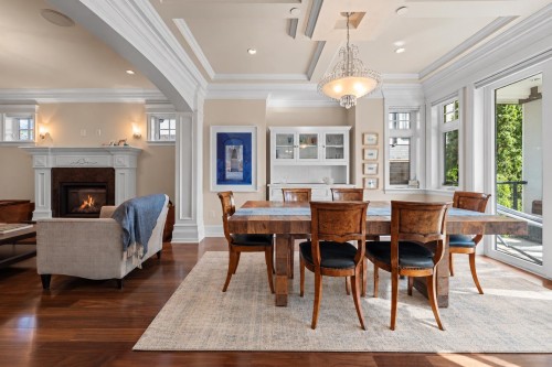 2360 Jefferson Avenue, West Vancouver, BC 