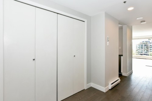 503-1008 Beach Avenue, Vancouver, BC 
