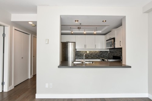 503-1008 Beach Avenue, Vancouver, BC 
