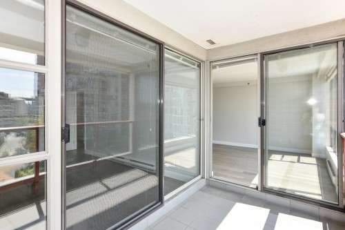 503-1008 Beach Avenue, Vancouver, BC 