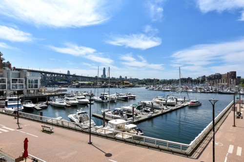 503-1008 Beach Avenue, Vancouver, BC 