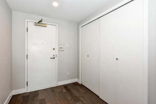 503-1008 Beach Avenue, Vancouver, BC 