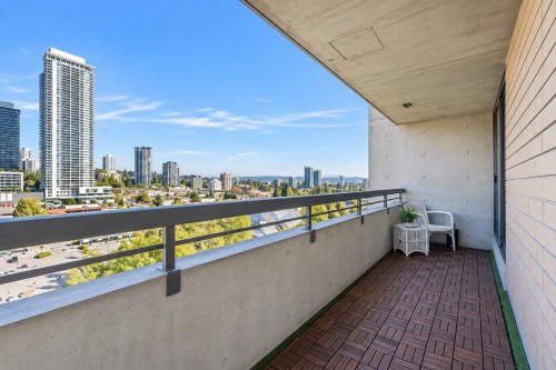 1504-3771 Bartlett Court, Burnaby, BC 