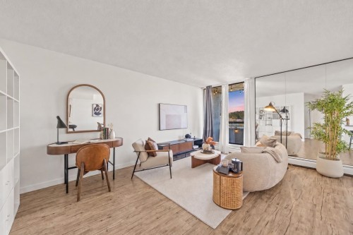 1504-3771 Bartlett Court, Burnaby, BC 