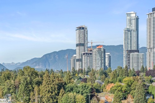 1504-3771 Bartlett Court, Burnaby, BC 