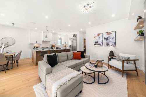1350 Ross Road, North Vancouver, BC 