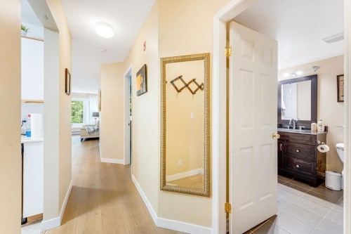 205-6860 Rumble Street, Burnaby, BC 