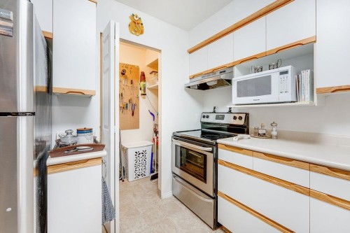 205-6860 Rumble Street, Burnaby, BC 