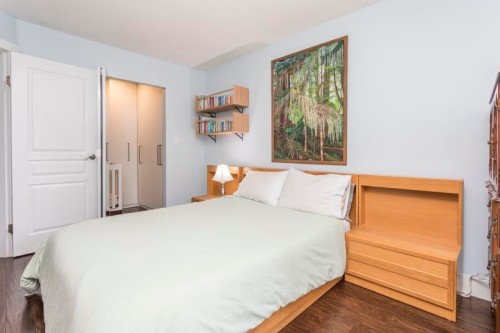 211-8460 Jellicoe Street, Vancouver, BC 