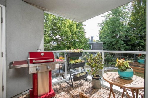 211-8460 Jellicoe Street, Vancouver, BC 