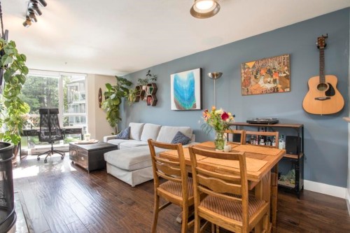 211-8460 Jellicoe Street, Vancouver, BC 