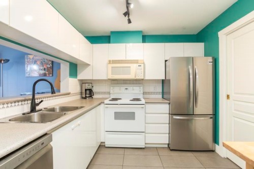 211-8460 Jellicoe Street, Vancouver, BC 