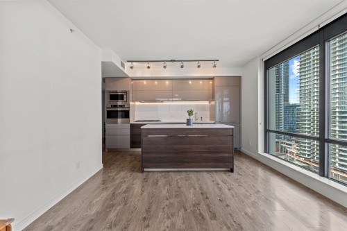2201-2378 Alpha Avenue, Burnaby, BC 